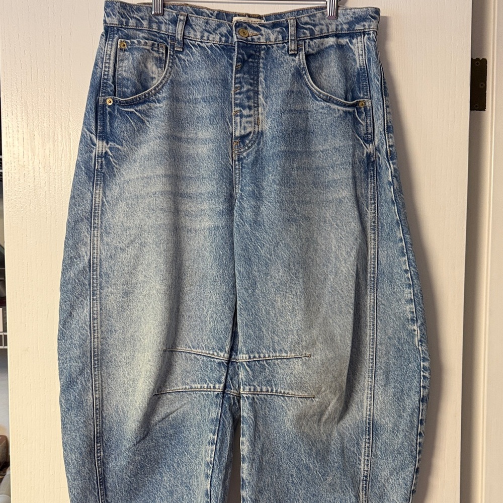 We The Free Light Blue Washed Denim Cropped Ankle Jeans